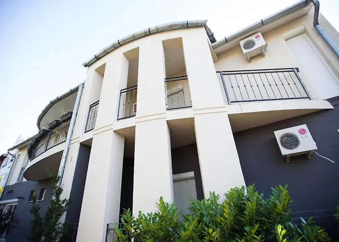 Csenge Lägenhet Siófok